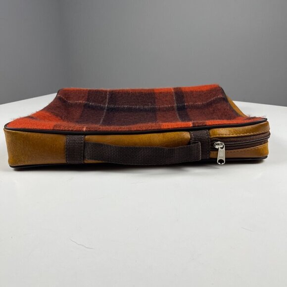 Vintage Seat cushion cover tan and plaided red (laptop pouch) - Picture 6 of 7